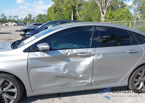 2015 Chrysler 200 S z USA, uszkodzony, nr VIN 1C3CCCBG4FN573015
